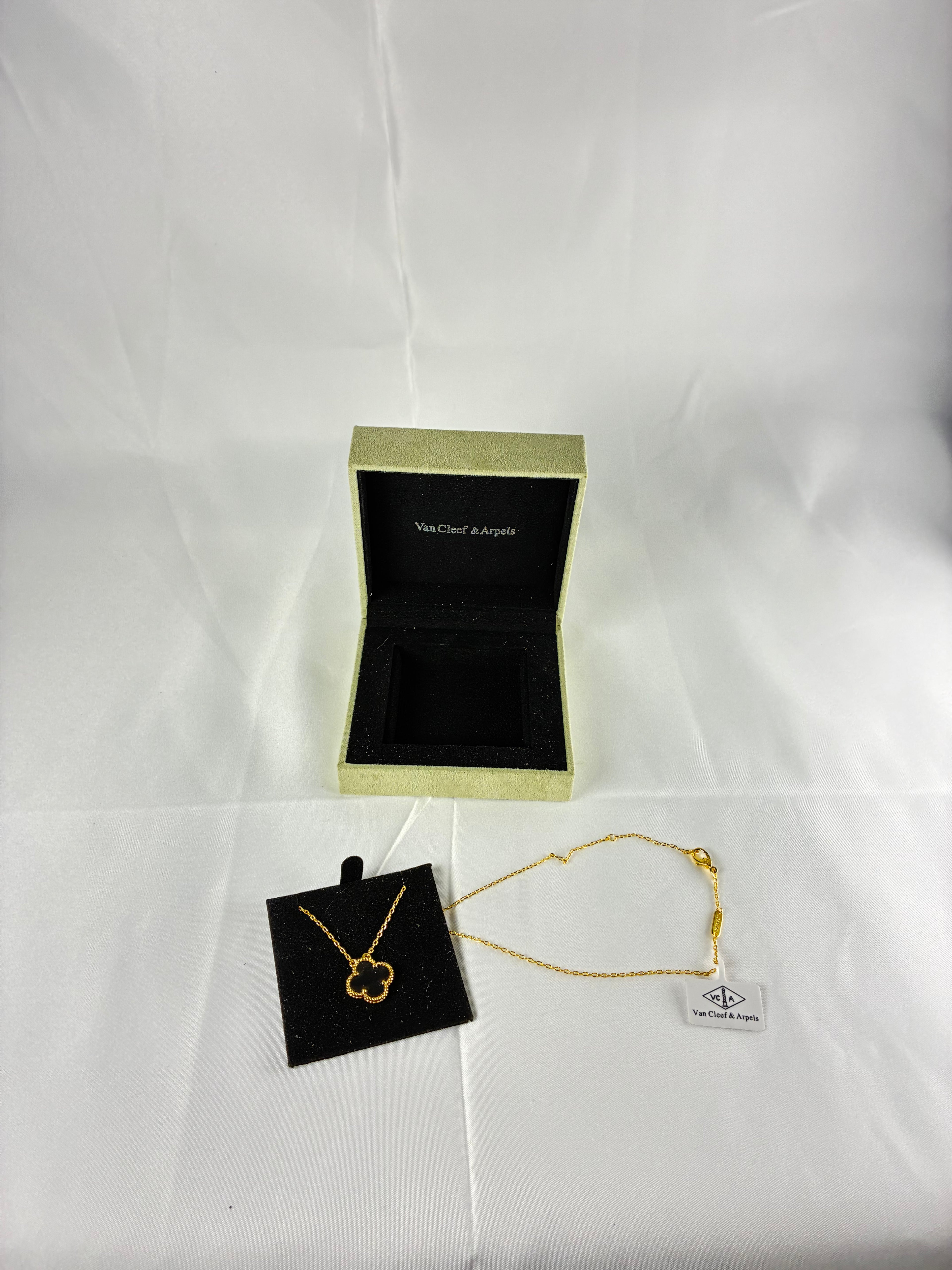 Luxury Women’s Necklace